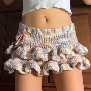 Angel crochet knit ruffled mini skirt 🪽